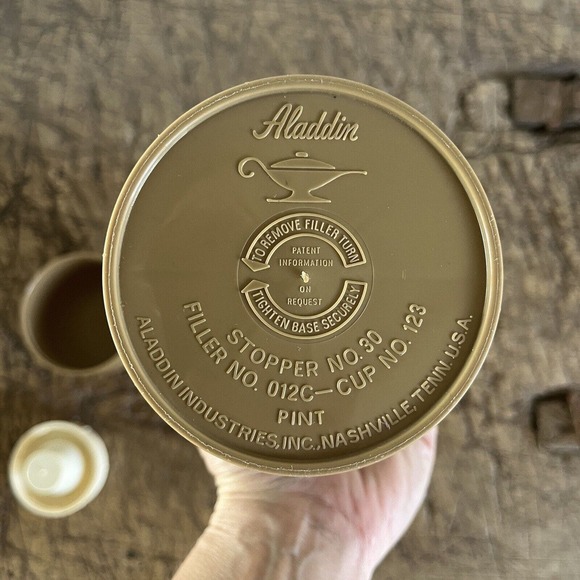 Vintage Aladdin Thermos The Suburbanite 1 Pint Boho Retro Needlepoint 70s - Picture 7 of 10